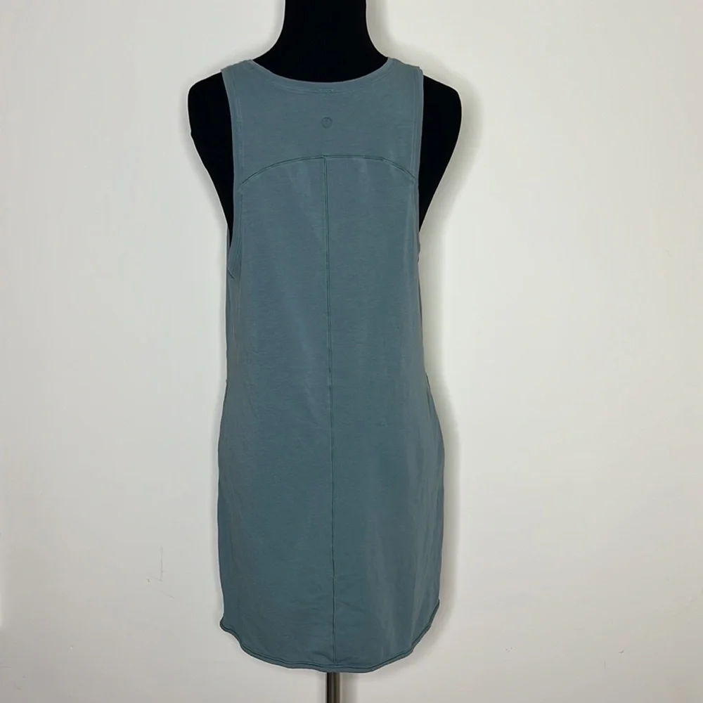 LULULEMON Hi-Low Teal Tank Yoga Top M